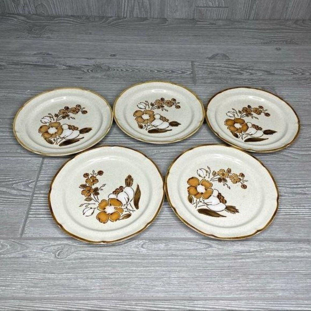 1970 Vintage Hearthside Baroque AUTUMN FAIR plates table setting